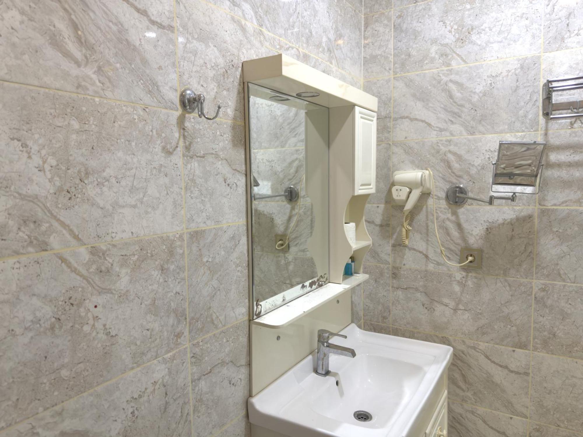 Eleon Hotel Baku Exterior foto